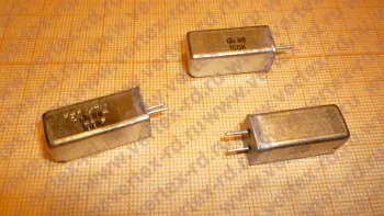 Резонатор РК168-8АХ-100КГЦ