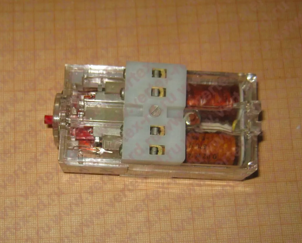 РЭУ-11-30-1-40У3 реле указательное | Цена, купить, описание ...